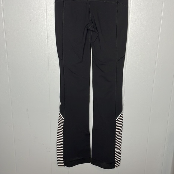Lululemon Run Ice Queen Black/ White Striped Pants Sz 4 - Picture 7 of 10